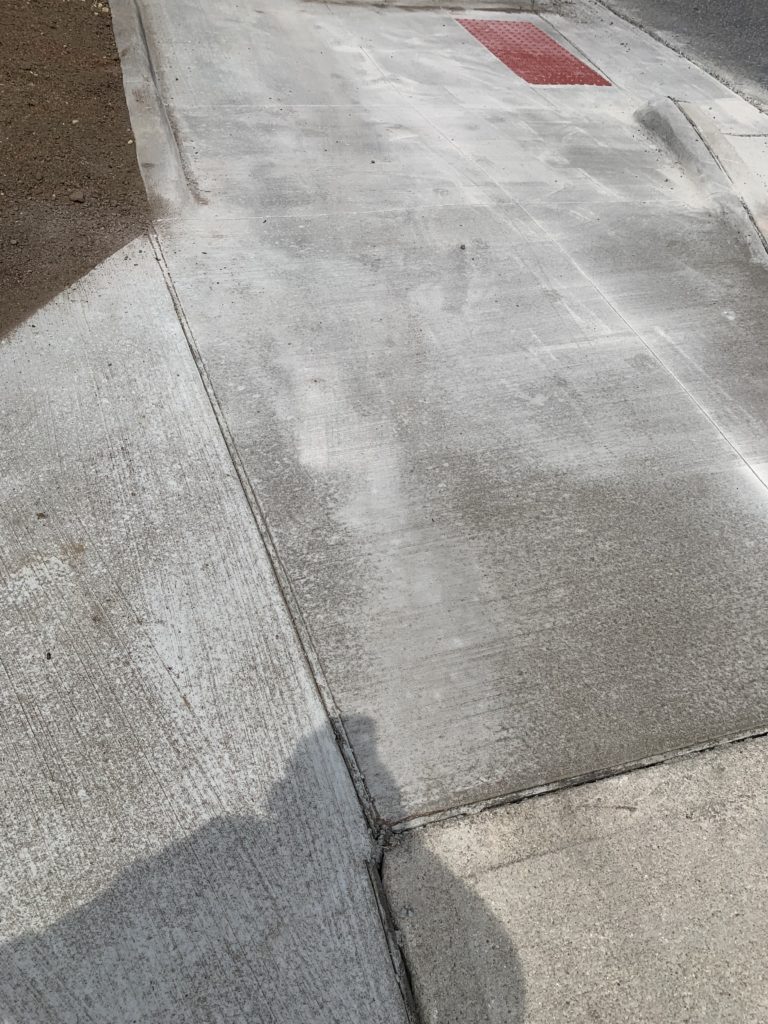 Concrete Sidewalk Curb