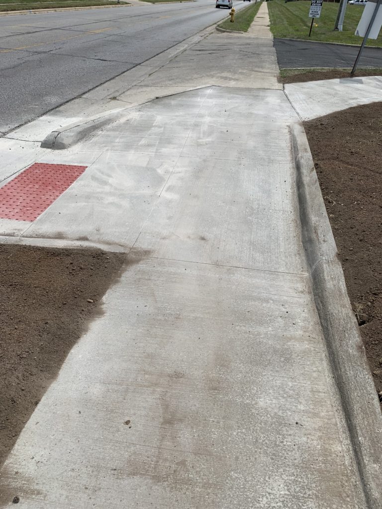 Concrete Sidewalk Curb