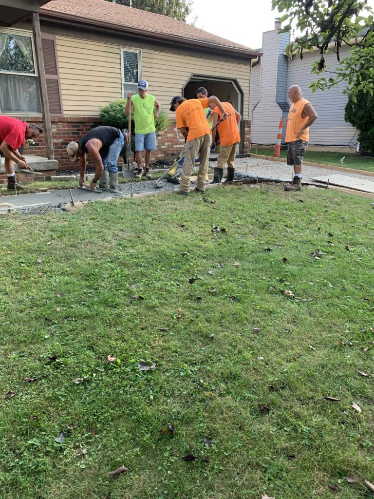 Concrete Sidewalk Curb